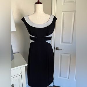 Maggy London Contrast Sleeveless Sheath Dress Size 12